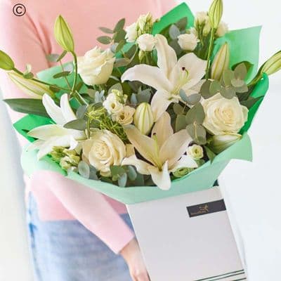 White Rose and Lily Bouquet CCRLW0100