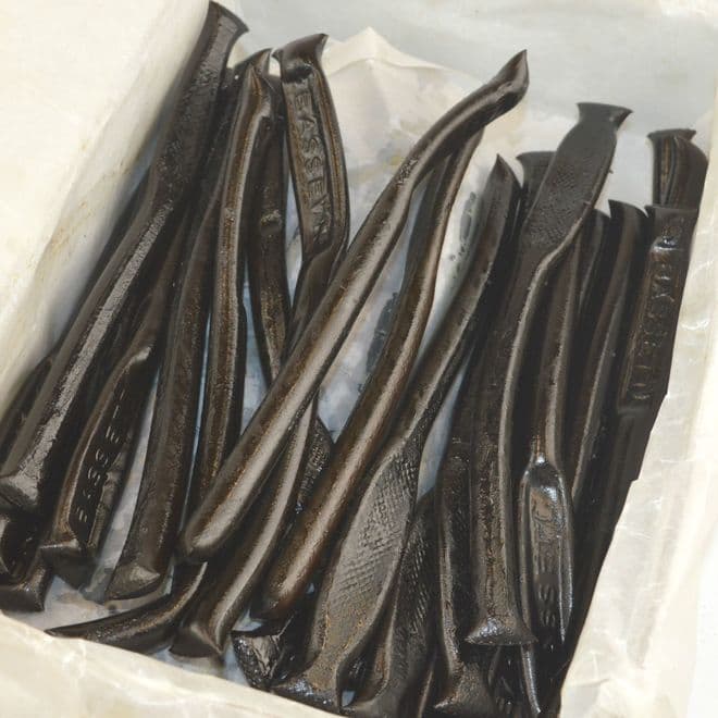 Hard Liquorice Sticks