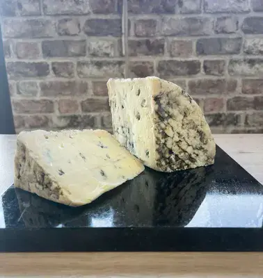 Yorkshire Pecorino Leeds Blue
