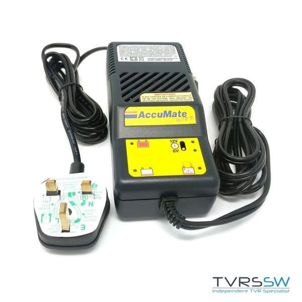 Accumate battery trickle charger