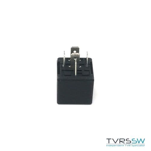 Main Ignition Relay - M0124