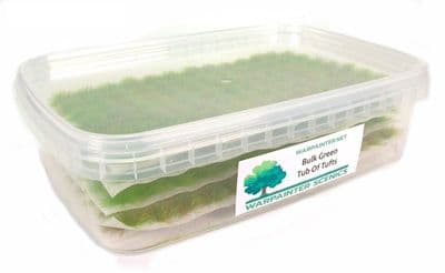 Bulk green tub of x 455 mixed green tufts