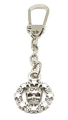 S/P Skull with Love in Star Wreath KEYRING 2¾