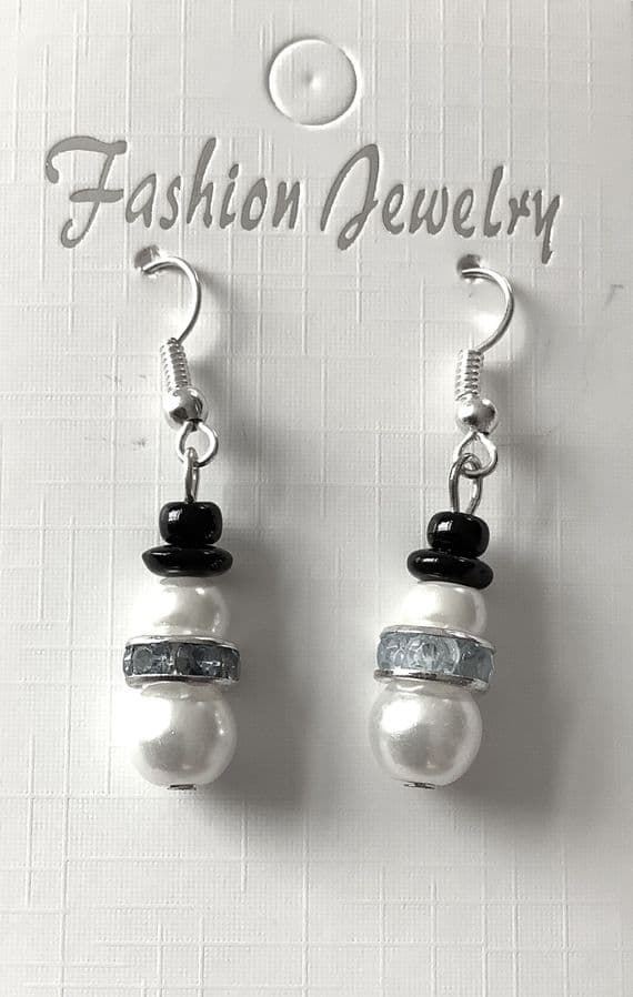 Snowman Small Earrings White/Lt Blue ¾