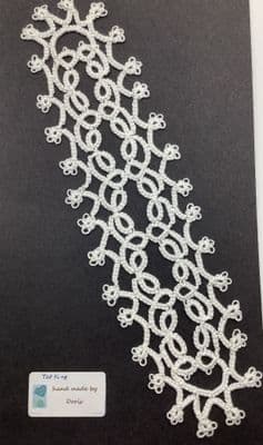 Tatted Daisy Bookmark  9½