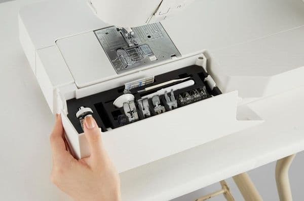 ** SOLD** PRE-LOVED Juki HZL-UX8 Kirei Sewing Machine - SAVE £900