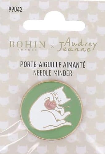 Bohin Needle Minder - Green Cat