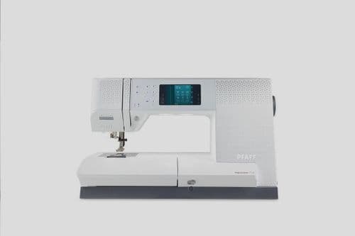 Ex-Display SALE Pfaff Quilt Expression 710 SE Sewing Machine - SAVE £649