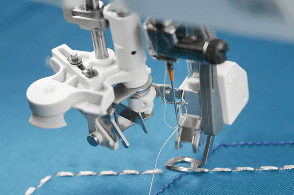 Pfaff Creative Performance 950 IDT Sewing Machine