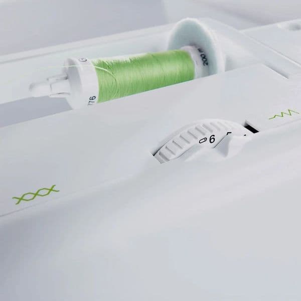 Smarter by Pfaff 140s Sewing Machine