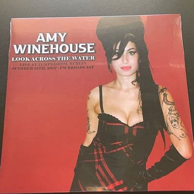 Amy Winehouse - Look Across The Water