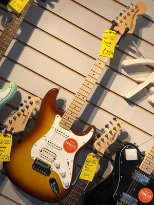 Squier Affinity Stratocaster HSS Sienna Sunburst