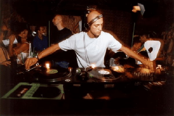 Adam Beyer Live Classics & Funky Techno DJ-Sets 128GB USB-Drive SPECIAL Compilation (1997 - 2026)