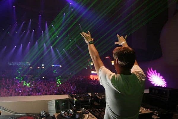 Armin Van Buuren Live Trance & Progressive Live DJ-Sets 32GB USB SPECIAL Compilation (2000 - 2006)