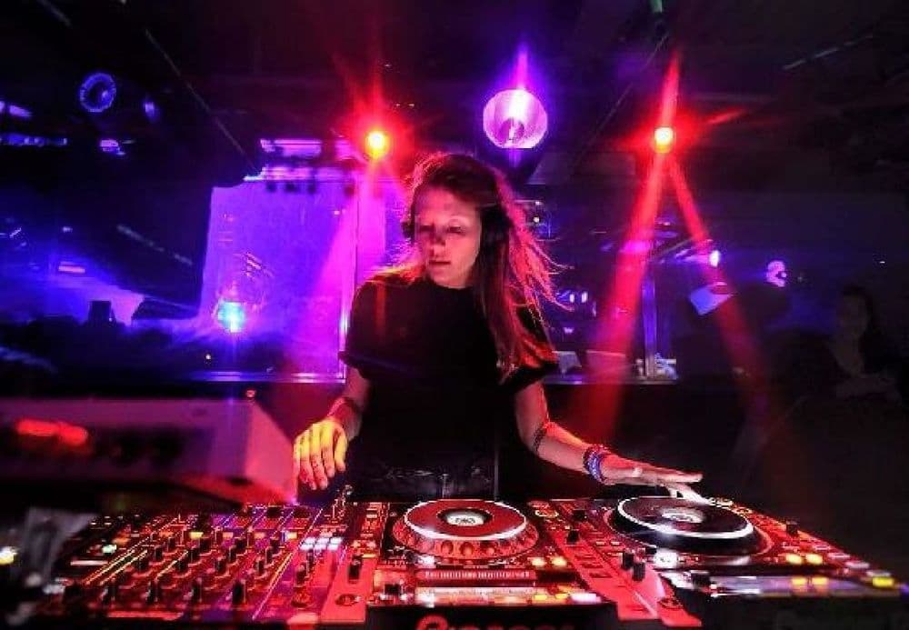 Charlotte De Witte Live Funky & Hard Techno DJ-Sets Compilation (2017 - 2025)