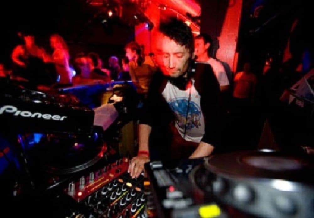 Danny Howells Live Classics, & House DJ-Sets 32GB USB SPECIAL Compilation (1993 - 2025)