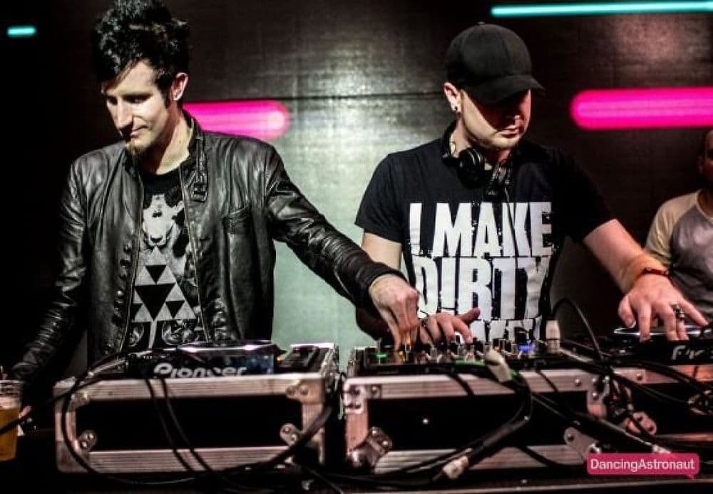 Knife Party Live Dubstep & Electro Audio & Video DJ-Sets 64GB USB SPECIAL Compilation (2011 - 2025)