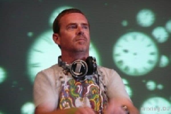 Nick Warren Live House Audio & Video DJ-Sets 256GB USB DRIVE SPECIAL Compilation  (1993 - 2026)