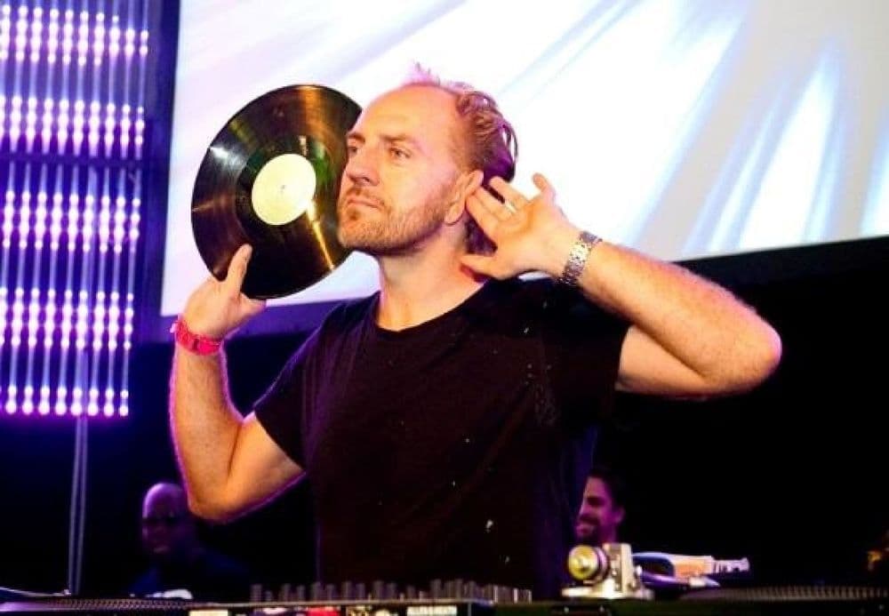 Sven Vath Live Classics & Minimal Techno DJ-Sets 64GB USB SPECIAL Compilation (1990 - 2024)
