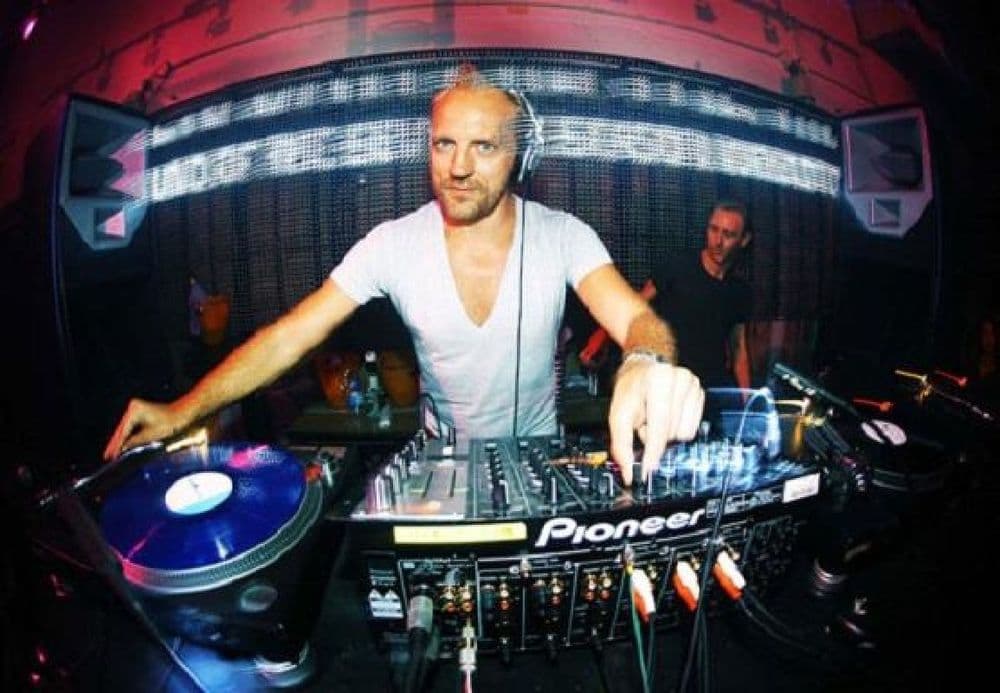 Sven Vath Live Classics & Minimal Techno DJ-Sets Compilation (1990 - 1999)