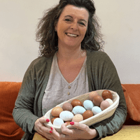 Farmyard Mix Chicken Fertilised Hatching Eggs - Dispatching Now