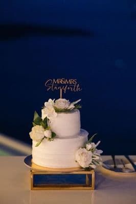 Alluria White Ivory Cake Flowers