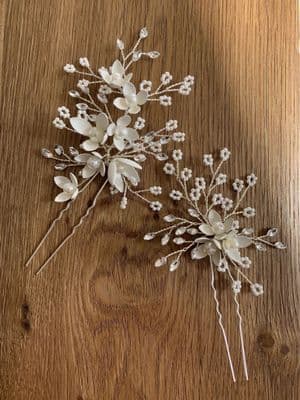 Daisy 2pcs Floral Hair Pin Set