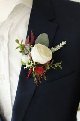 Hera White Burgundy Wedding Boutonniere - White Ranunculus Wedding Buttonhole - Grooms Buttonhole