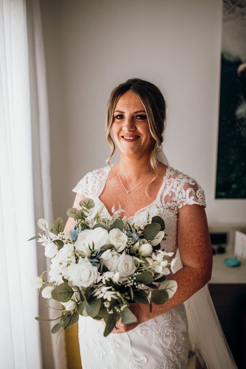 Bridal flowers online