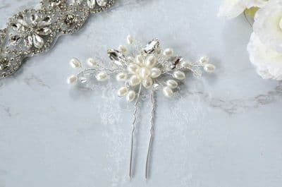 Jada Silver Decorative Pearl Hair Pin
