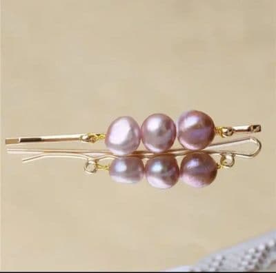 Lilac Pearl Hair Slide