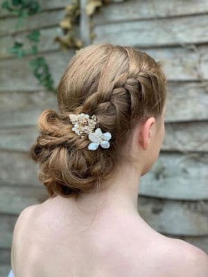 Maya Gold Flower Hair Clip