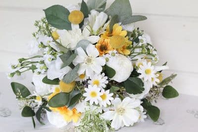 Real Touch Artificial Daisy Wedding Bouquet – Yellow & White Faux Spring Bridal Flowers