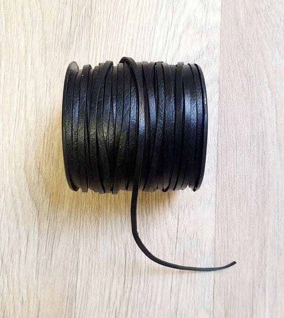 3mm Flat Leather Lacing in Black