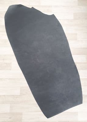 Buffalo Butt in Black 3.4-3.8mm