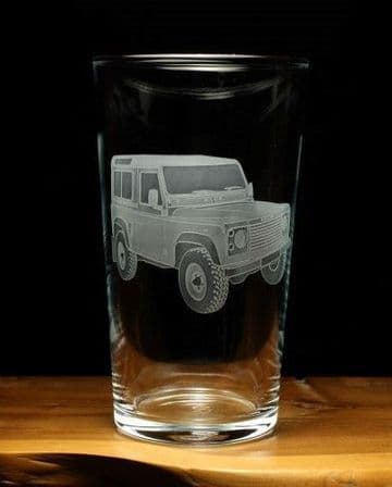 Land Rover Defender LandRover Engraved Pint Beer Glass