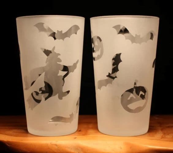 Pair Halloween Witch Bat Pumpkin Pint Beer Glasses
