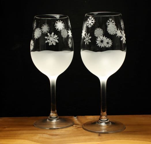Pair Snowflake Christmas Engraved Wine Glasses 250ml