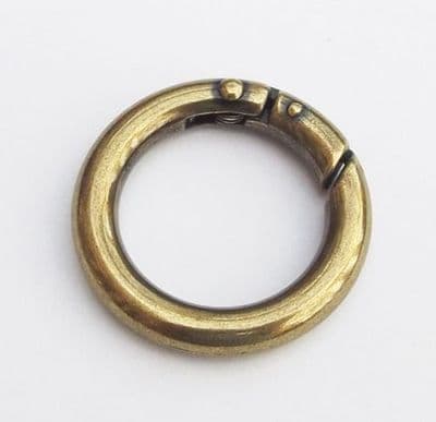 25mm Antique Brass Gate Ring