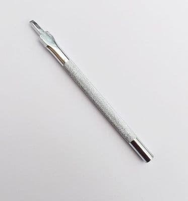 Lacing Punch 1 prong