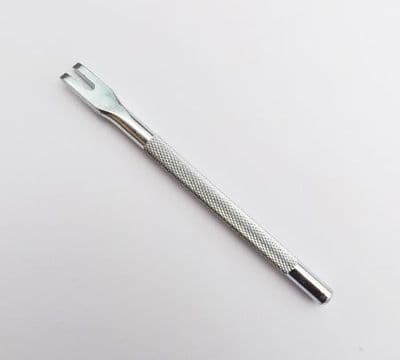 Lacing Punch 2 prong