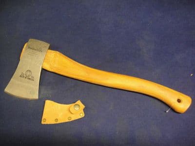 Hultafors Axe 800g 1 3/4Lb Log Splitting Swedish Hickory Handle Hatchet Tree 840066