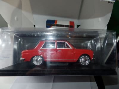 Atlas Altaya 1/24 Scale Datsun Bluebird Tizoc 410 Nissan 1964 Red