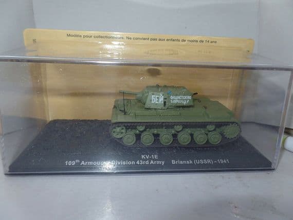 Atlas BX31 1/72 Scale Russian Tank KV-1E 109th Division 43rd Army Briansk 1941