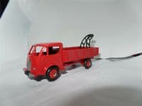 Atlas French Dinky 25R FORD CAMIONNETTE TOW TRUCK  IN RED