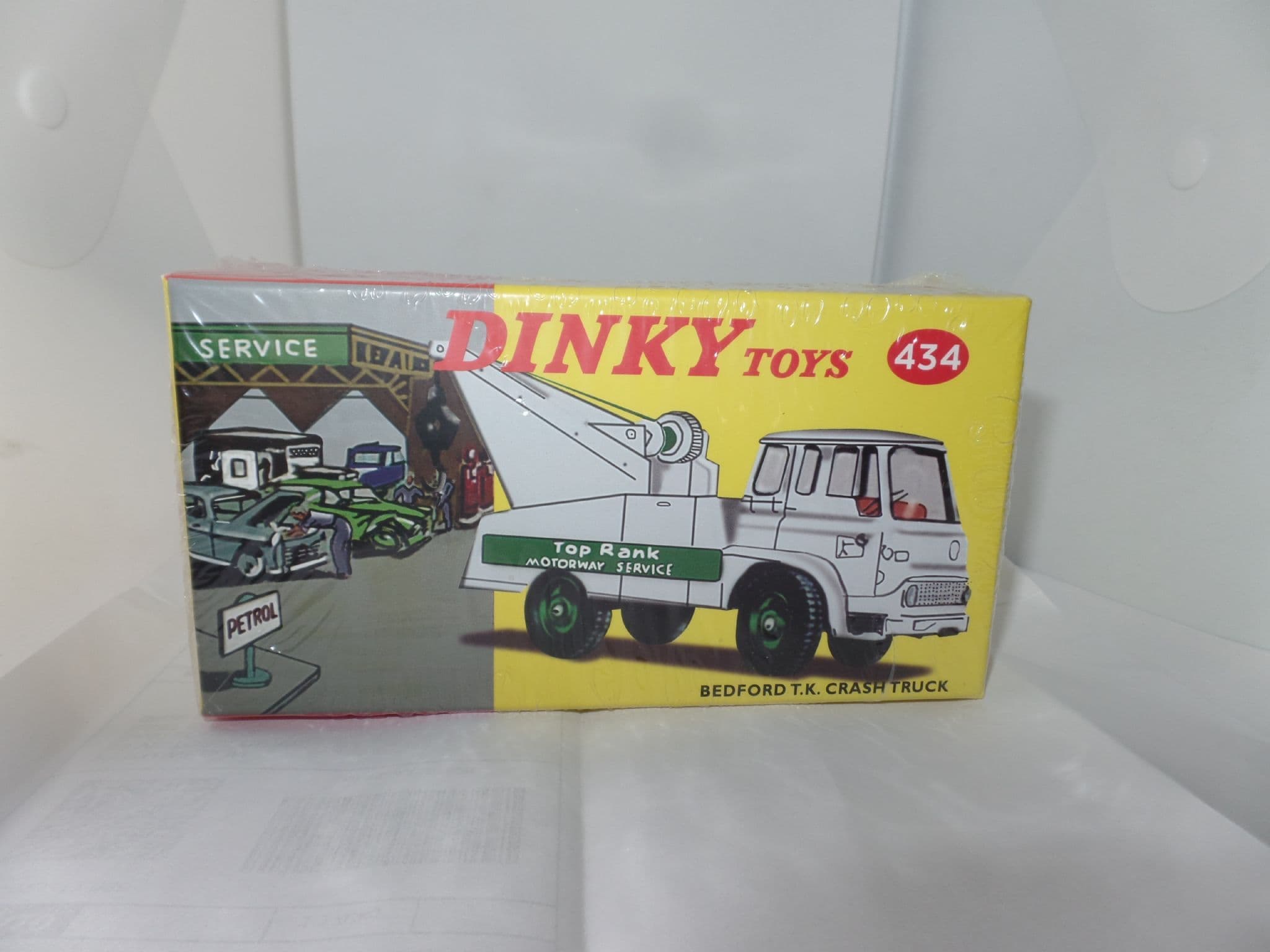 Lot 686 - Dinky Toys 434 Bedford T.K Crash Truck, good