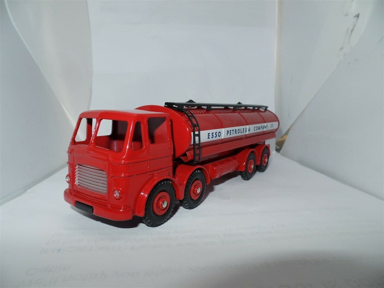 Atlas French Dinky 943 Leyland Octopus ESSO Tanker Lorry BRAND NEW