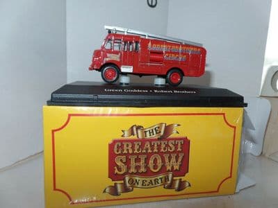 Atlas Fun Fair Circus HU13 Bedford RLHZ Green Goddess Fire Engine Roberts Circus
