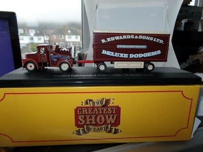 Atlas Fun Fair Circus  HU20 1/76 SCAMMELL HIGHWAYMAN AND TRAILER R EDWARDS FAIR DODGEMS