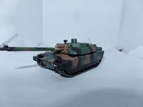 Atlas GF12 1/72 Scale Tank France French Army Leclerc T5 - 1997   FAULT